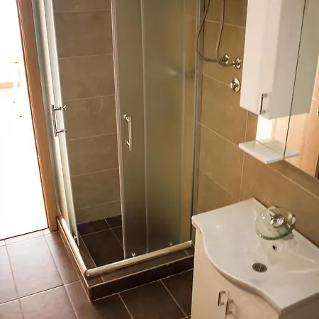 N&m Apartman *